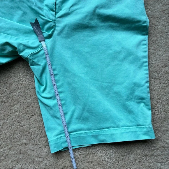Lands’ End Women’s Green Fit 2 Bermuda Shorts - Size 6 - VGUC - Stretch - Picture 8 of 9